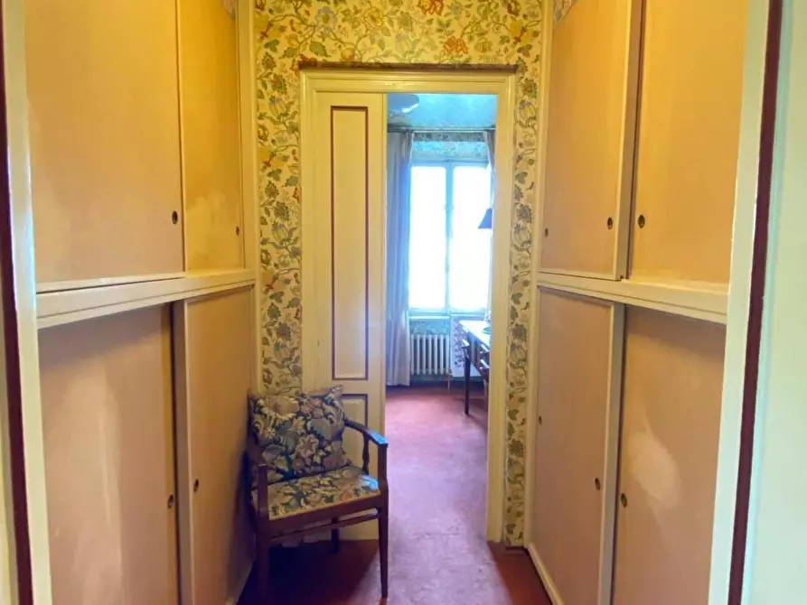 Immagine 41 di Villa in vendita  a Capannori