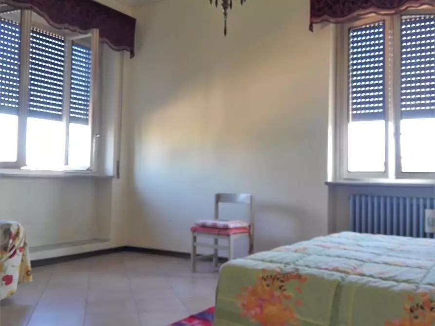 Immagine 14 di Villa in vendita  a Lucca