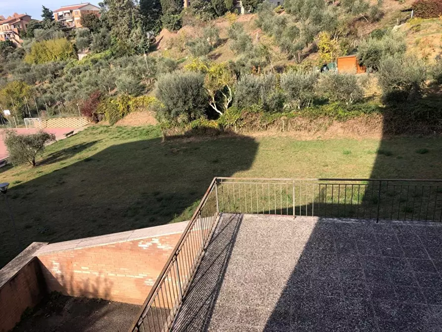 Immagine 7 di Appartamento in affitto  a Siena