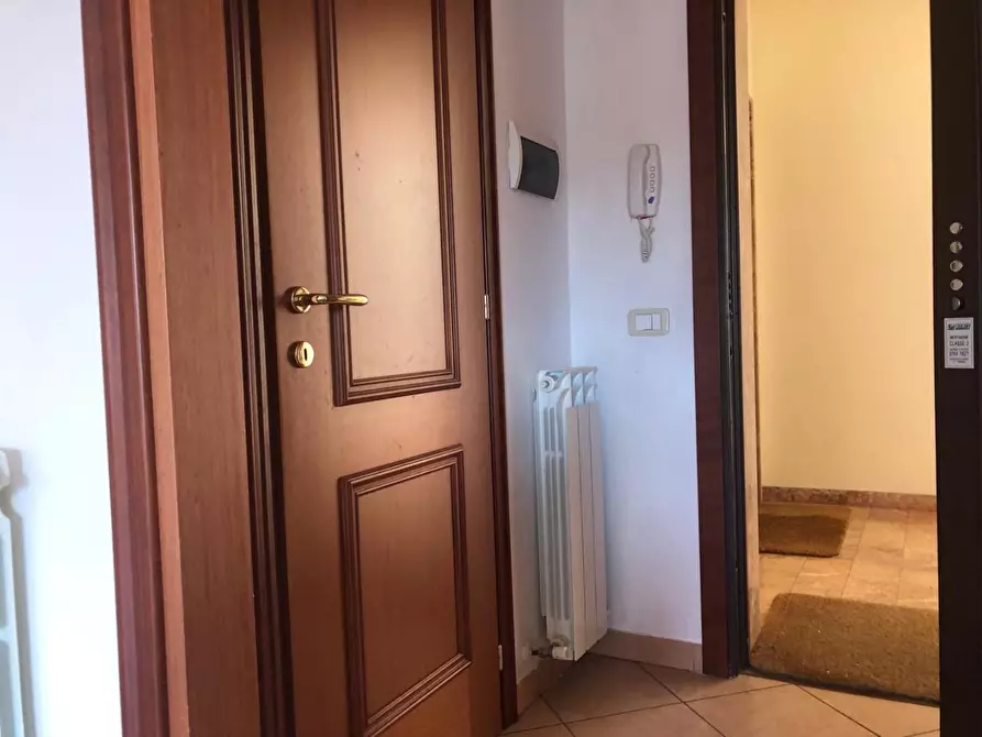 Immagine 8 di Appartamento in affitto  a Siena