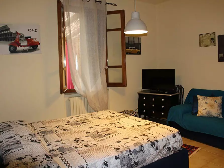 Immagine 9 di Casa bifamiliare in vendita  a Massa