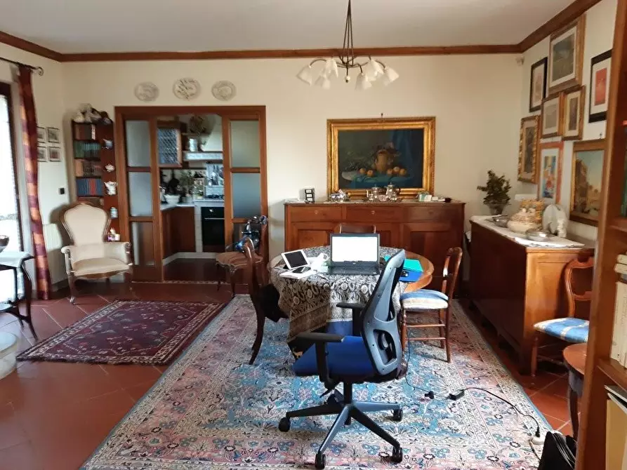 Immagine 10 di Casa trifamiliare in vendita  a Montignoso