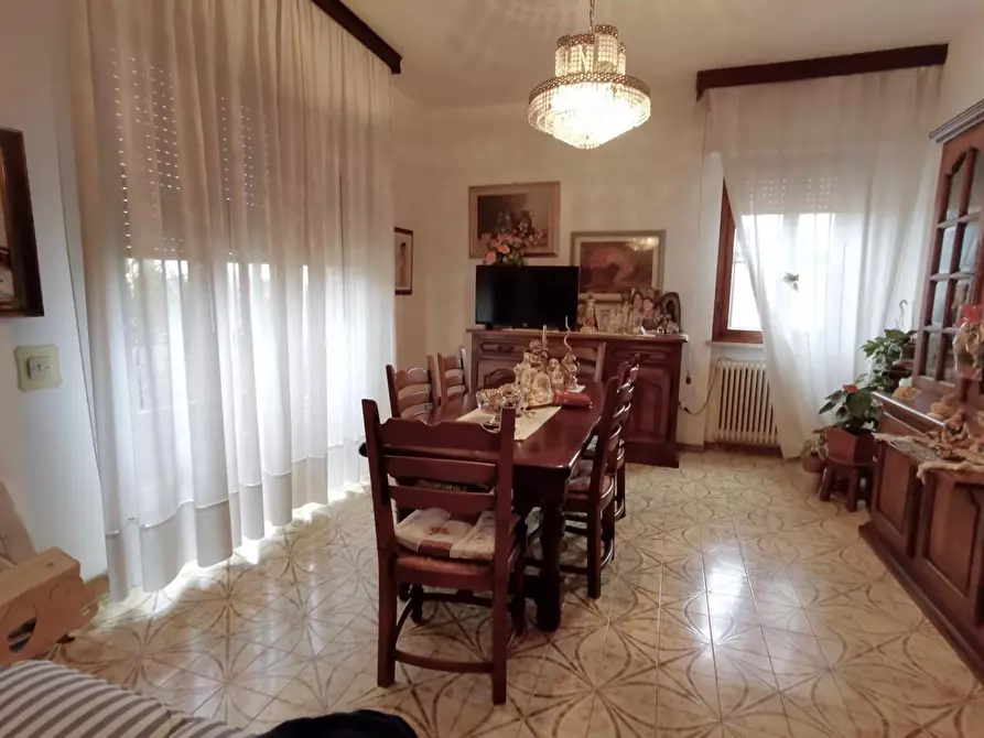 Immagine 2 di Appartamento in vendita  a San Giuliano Terme