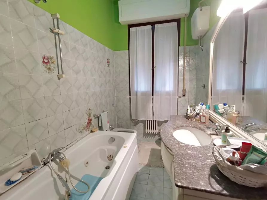 Immagine 8 di Appartamento in vendita  a San Giuliano Terme