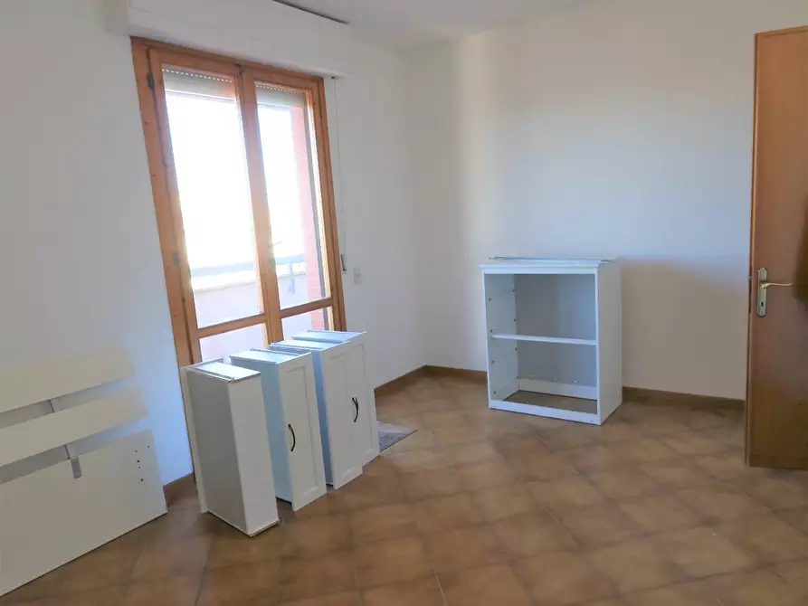Immagine 11 di Appartamento in affitto  a Pisa