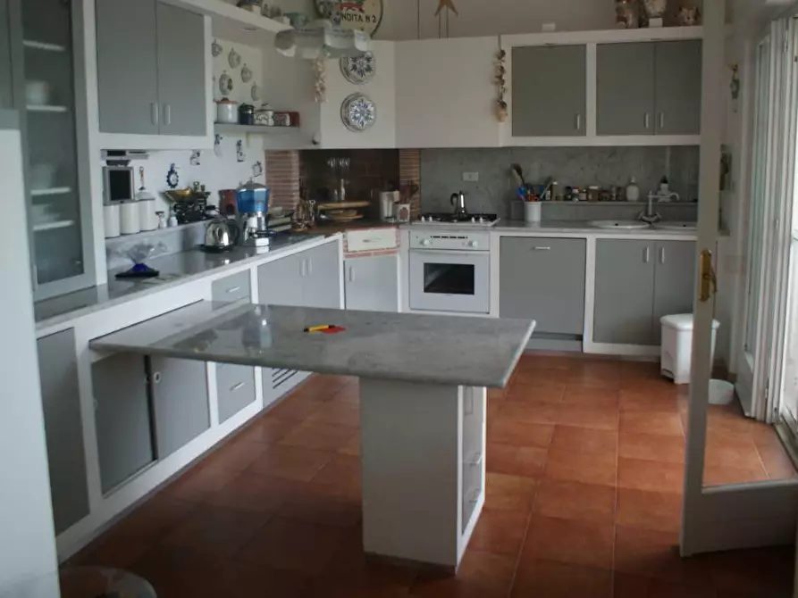 Immagine 17 di Casa bifamiliare in vendita  a Ameglia