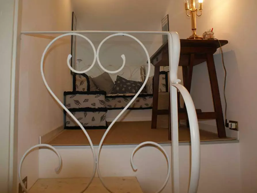 Immagine 9 di Casa bifamiliare in vendita  a Ameglia