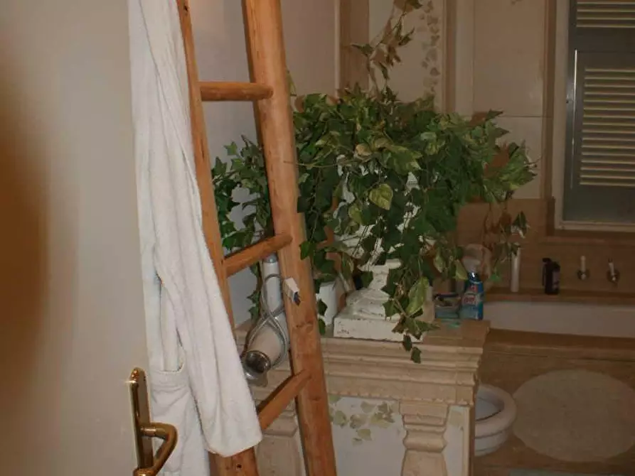 Immagine 12 di Casa bifamiliare in vendita  a Ameglia