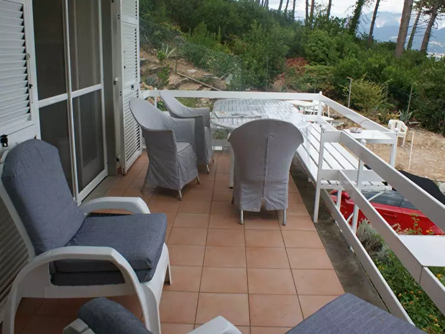 Immagine 24 di Casa bifamiliare in vendita  a Ameglia