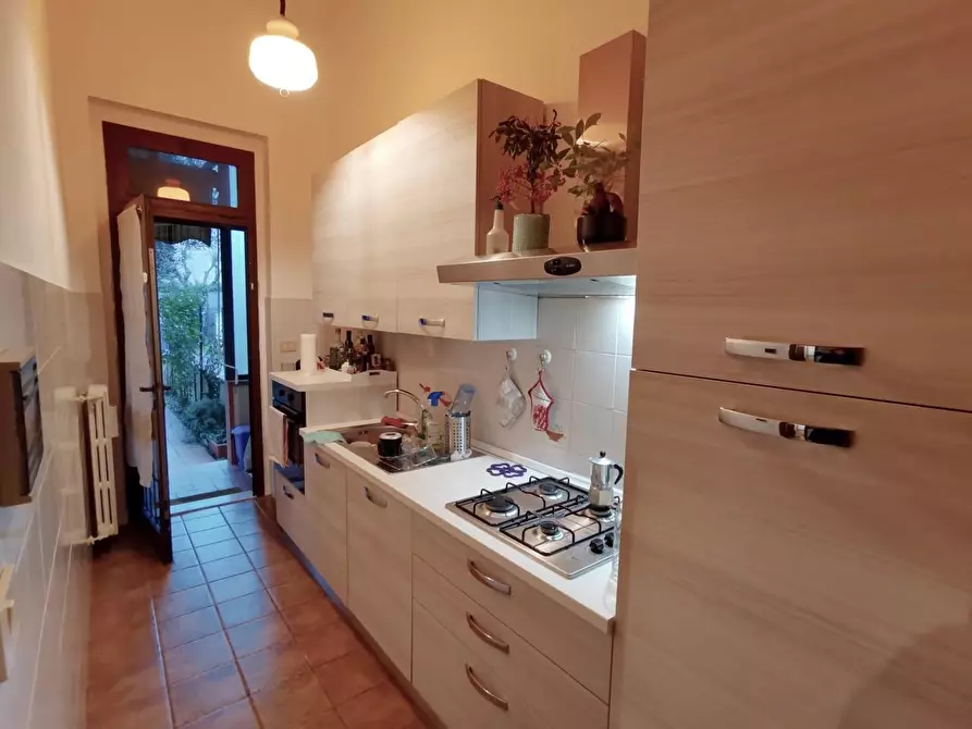 Immagine 17 di Appartamento in affitto  a Pisa