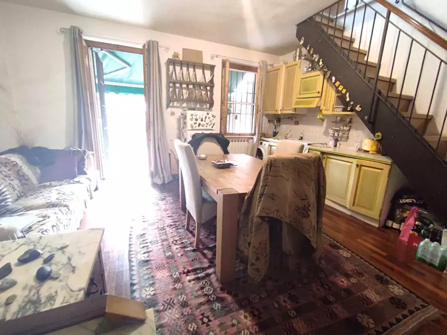 Immagine 7 di Terratetto in vendita  a Ameglia