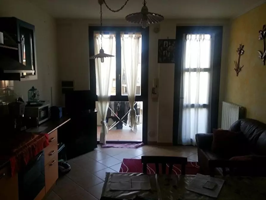 Immagine 3 di Appartamento in vendita  a Santa Maria A Monte