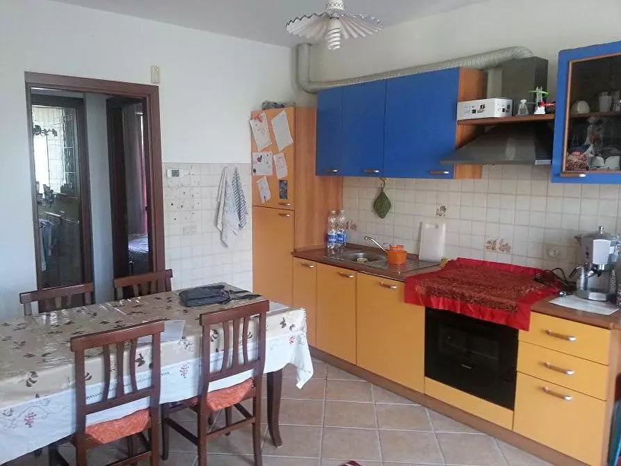 Immagine 2 di Appartamento in vendita  a Santa Maria A Monte