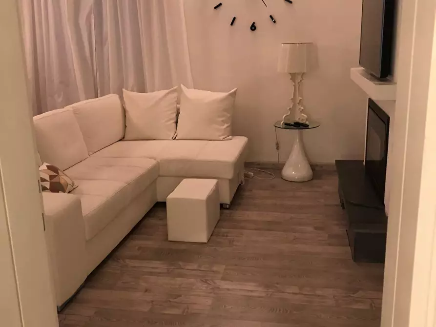 Immagine 29 di Villa in vendita  a Massa