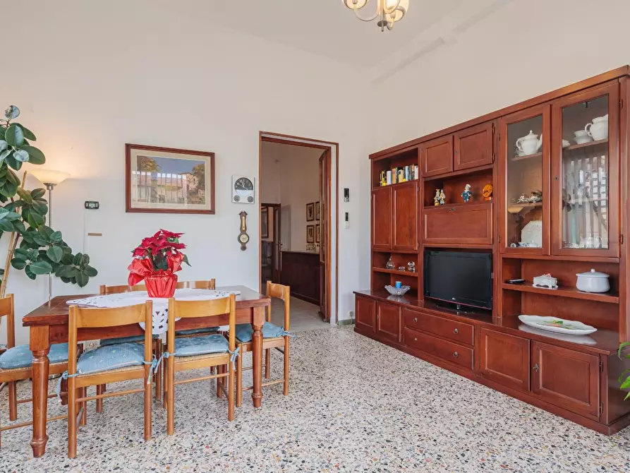 Immagine 5 di Appartamento in affitto  a Pisa