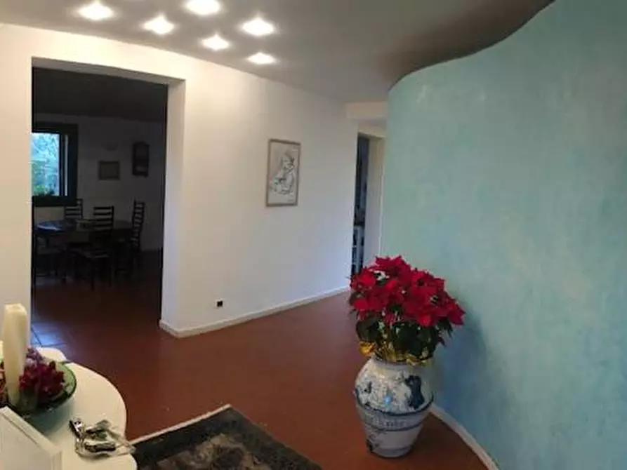 Immagine 6 di Villa in vendita  a San Miniato