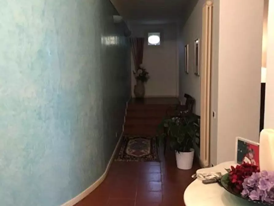 Immagine 13 di Villa in vendita  a San Miniato