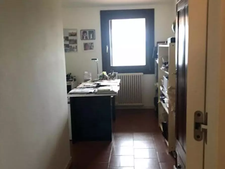 Immagine 17 di Villa in vendita  a San Miniato