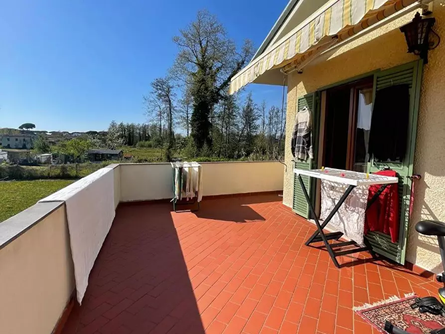 Immagine 7 di Casa indipendente in vendita  a Massa