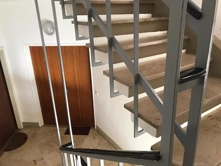 Immagine 21 di Appartamento in vendita  a Empoli