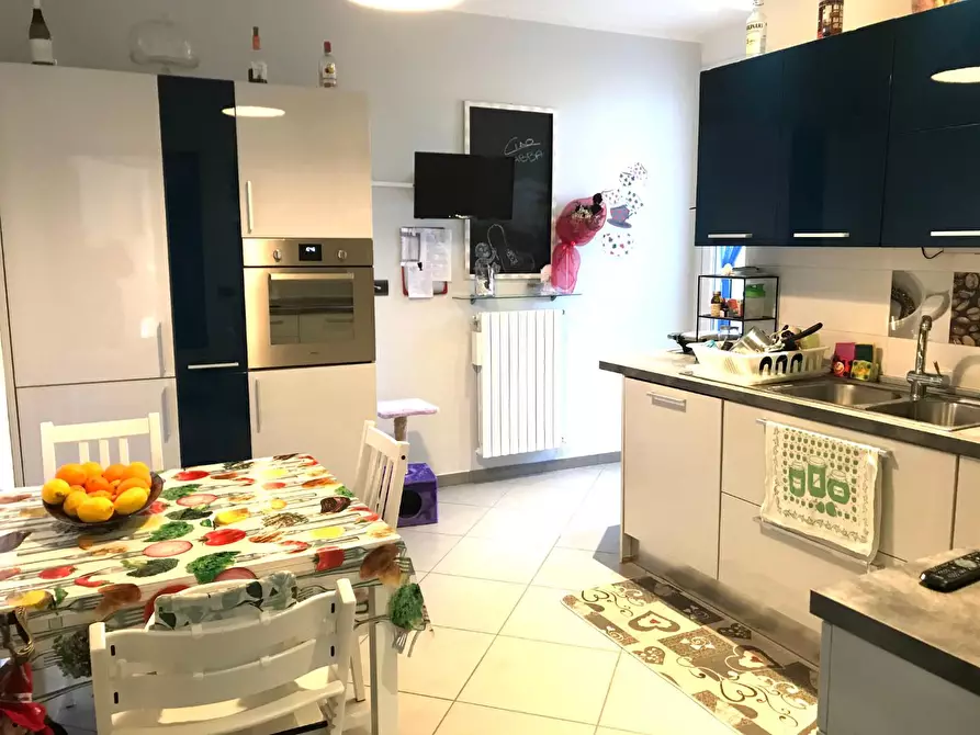 Immagine 11 di Appartamento in vendita  a Empoli