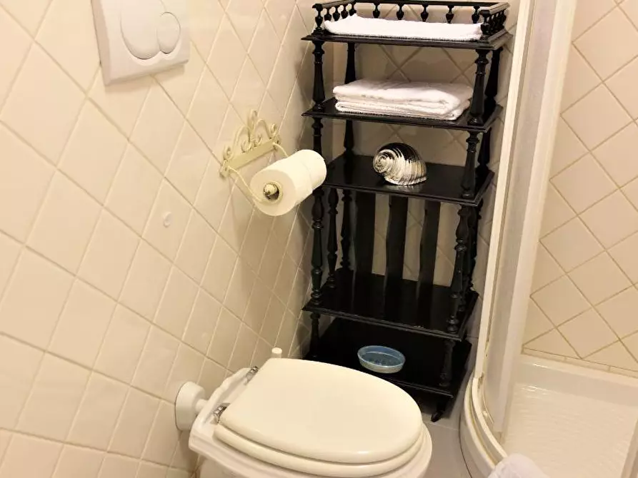 Immagine 23 di Appartamento in vendita  a Ameglia