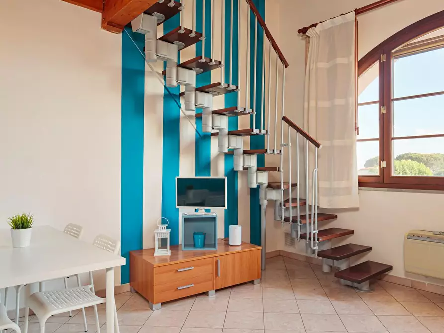 Immagine 7 di Loft/Open space in affitto  a Cascina
