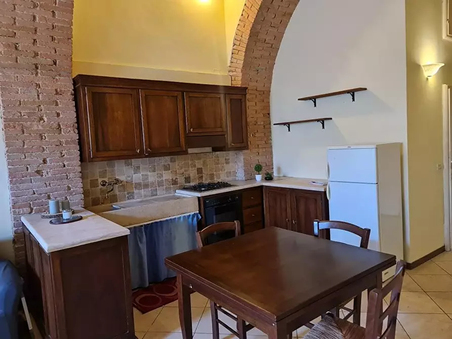 Immagine 6 di Appartamento in affitto  a Colle Di Val D'elsa