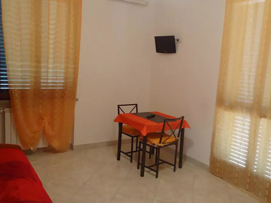 Immagine 5 di Appartamento in affitto  a Pisa