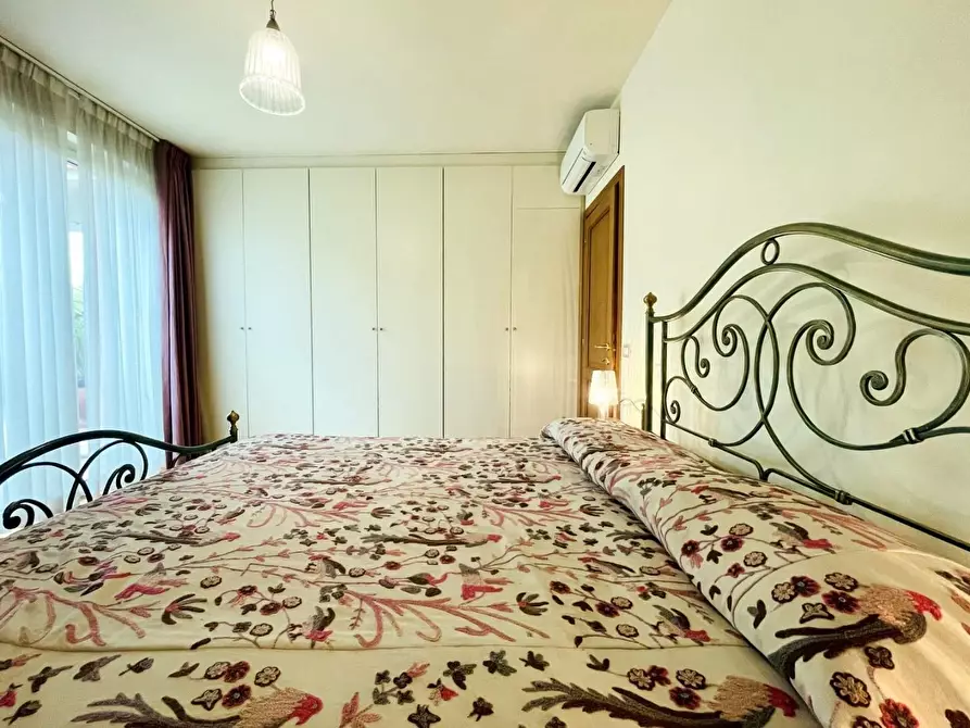 Immagine 28 di Casa indipendente in vendita  a Forte Dei Marmi