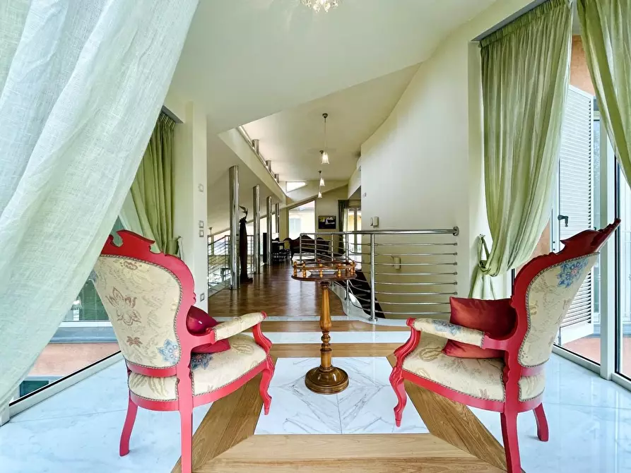 Immagine 37 di Casa indipendente in vendita  a Forte Dei Marmi