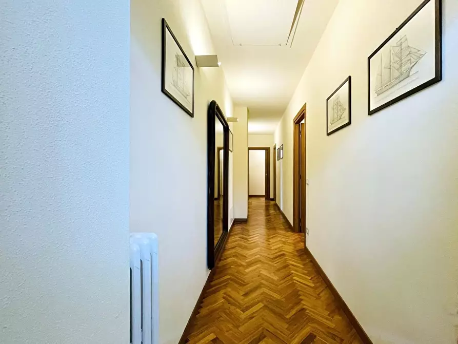 Immagine 39 di Casa indipendente in vendita  a Forte Dei Marmi