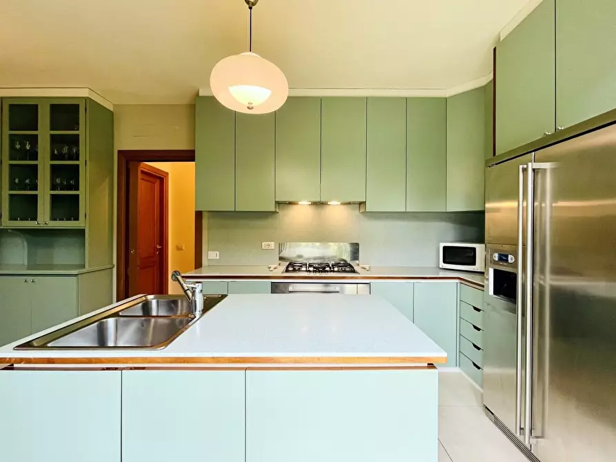 Immagine 11 di Casa indipendente in vendita  a Forte Dei Marmi