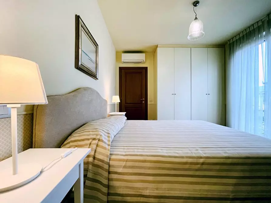 Immagine 60 di Casa indipendente in vendita  a Forte Dei Marmi