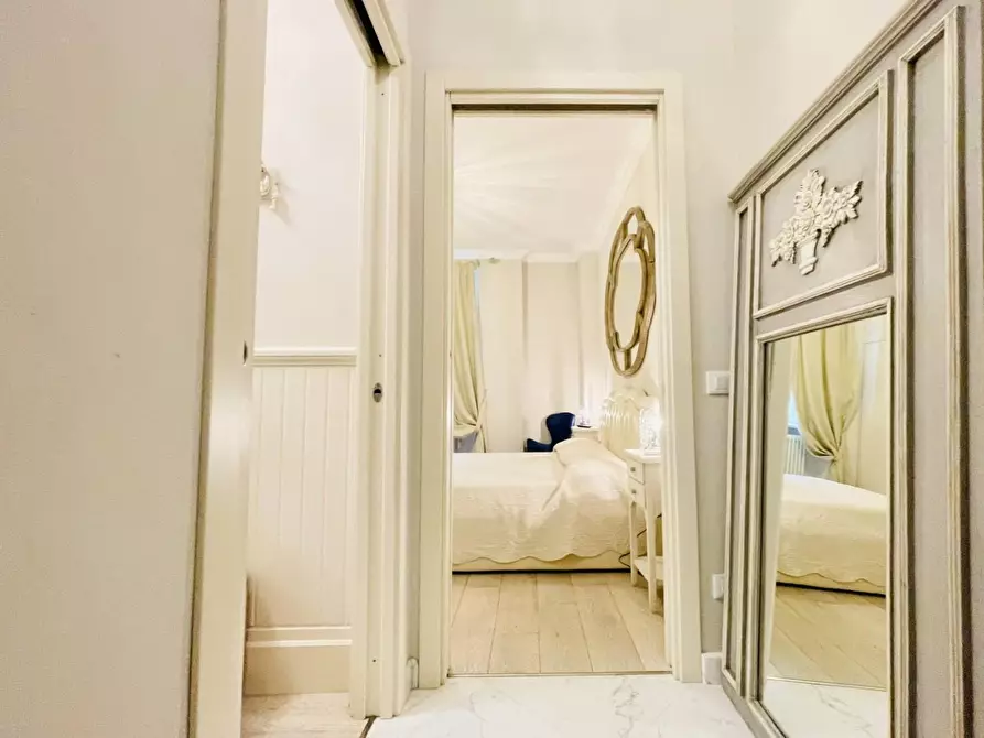 Immagine 14 di Villa in vendita  a Forte Dei Marmi