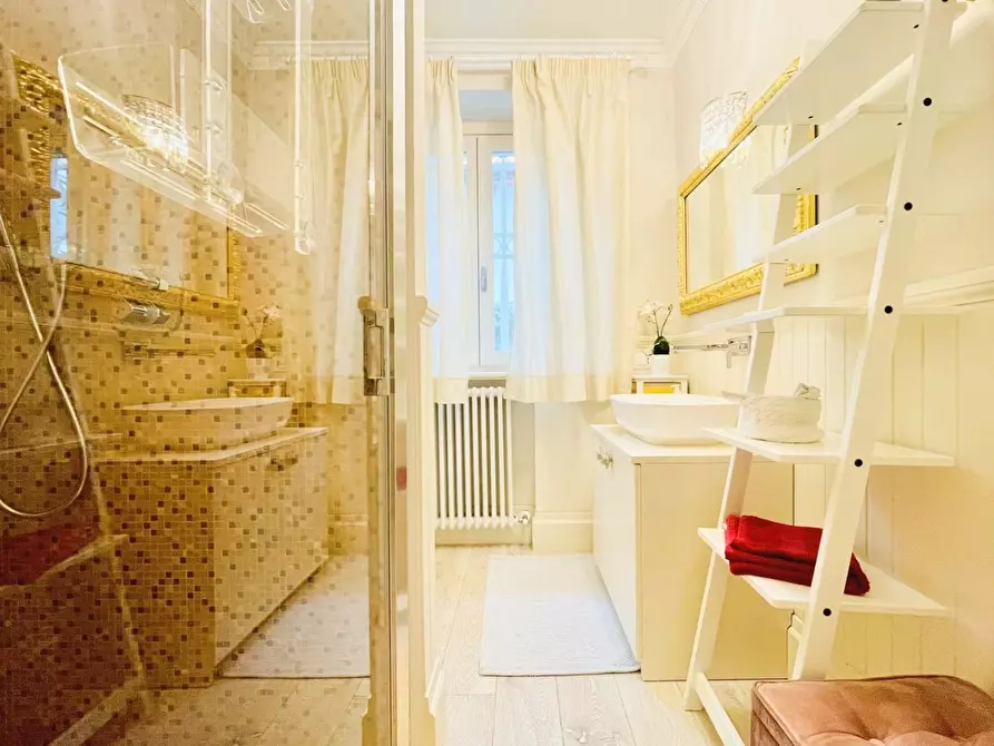 Immagine 19 di Villa in vendita  a Forte Dei Marmi