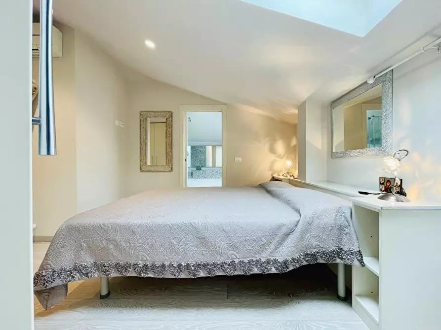 Immagine 33 di Villa in vendita  a Forte Dei Marmi