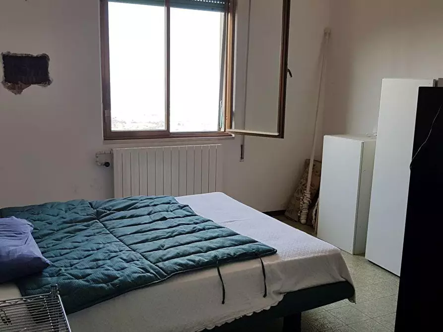 Immagine 12 di Casa indipendente in vendita  a Massa