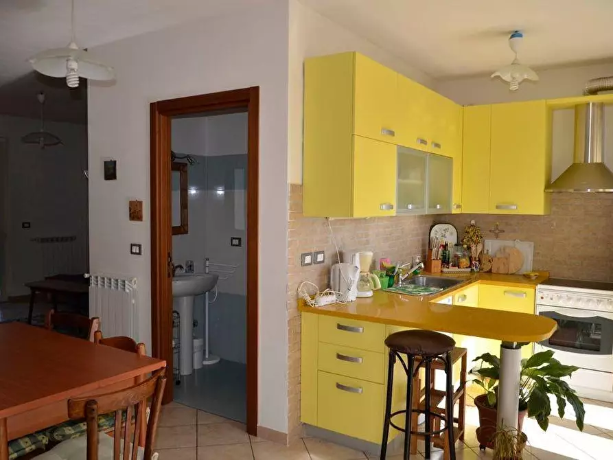 Immagine 5 di Appartamento in vendita  a Fosdinovo