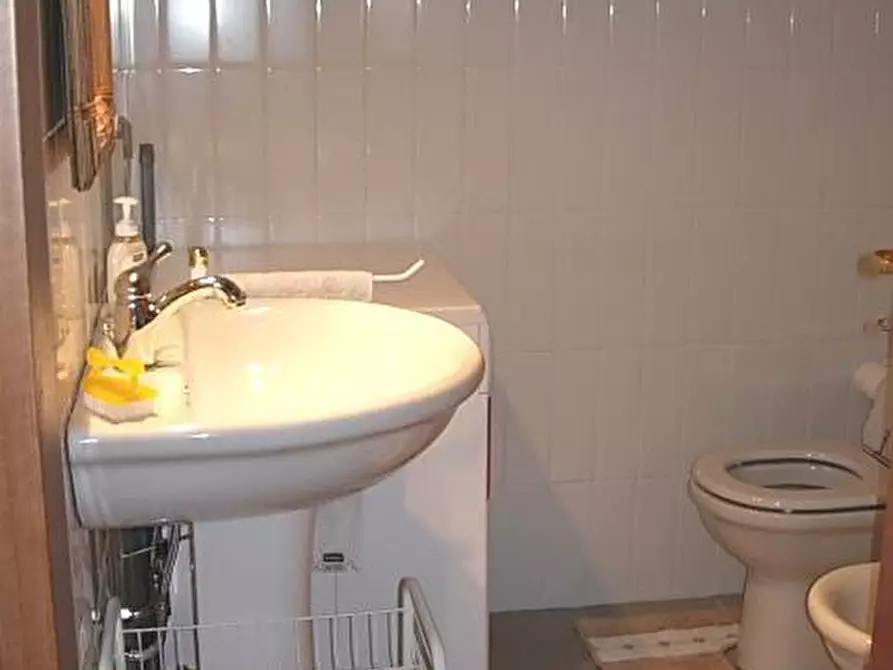 Immagine 12 di Appartamento in vendita  a Fosdinovo