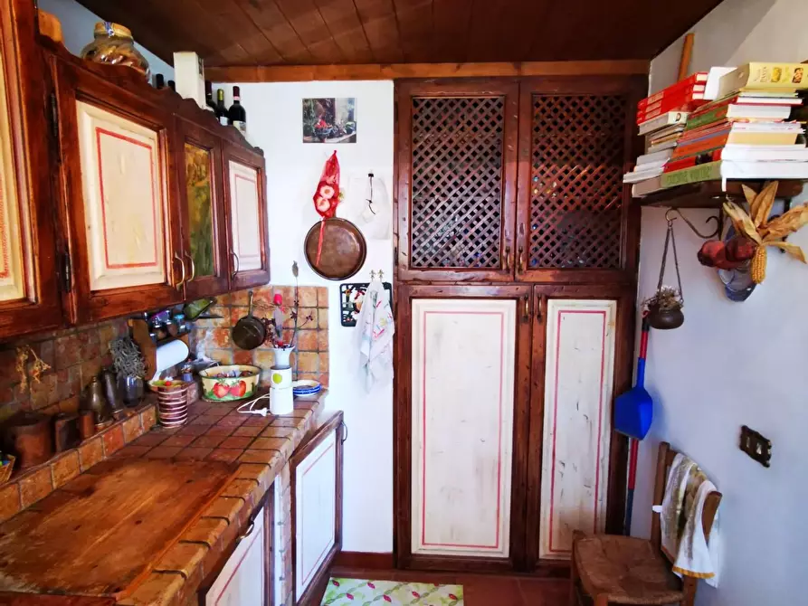 Immagine 13 di Appartamento in vendita  a Livorno