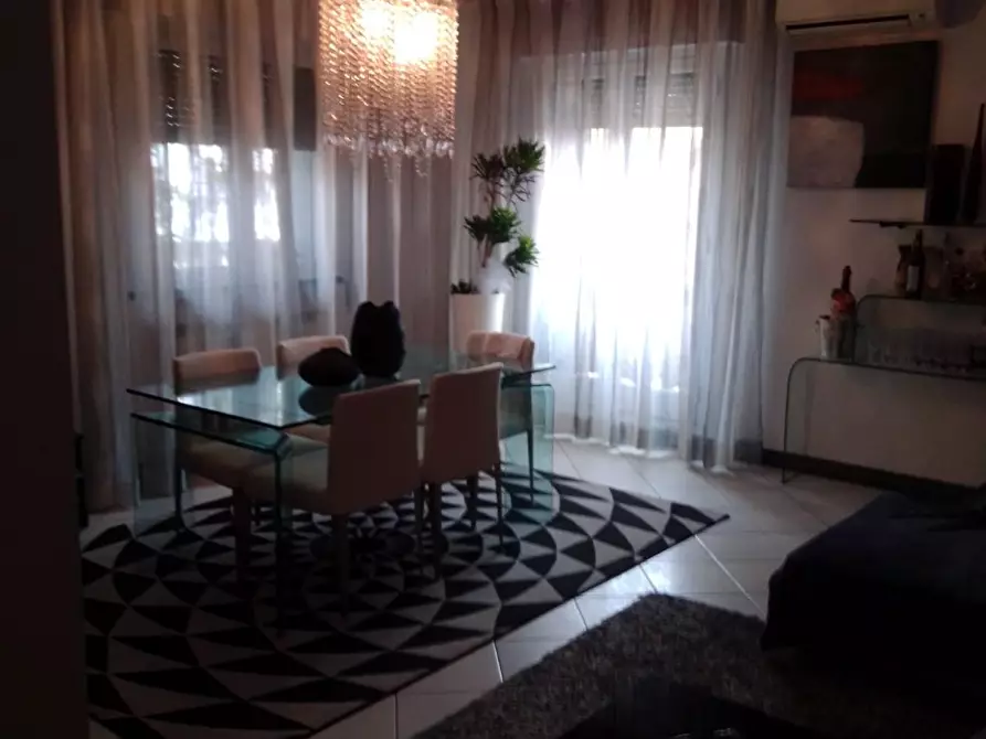 Immagine 2 di Mansarda in vendita  a Massa