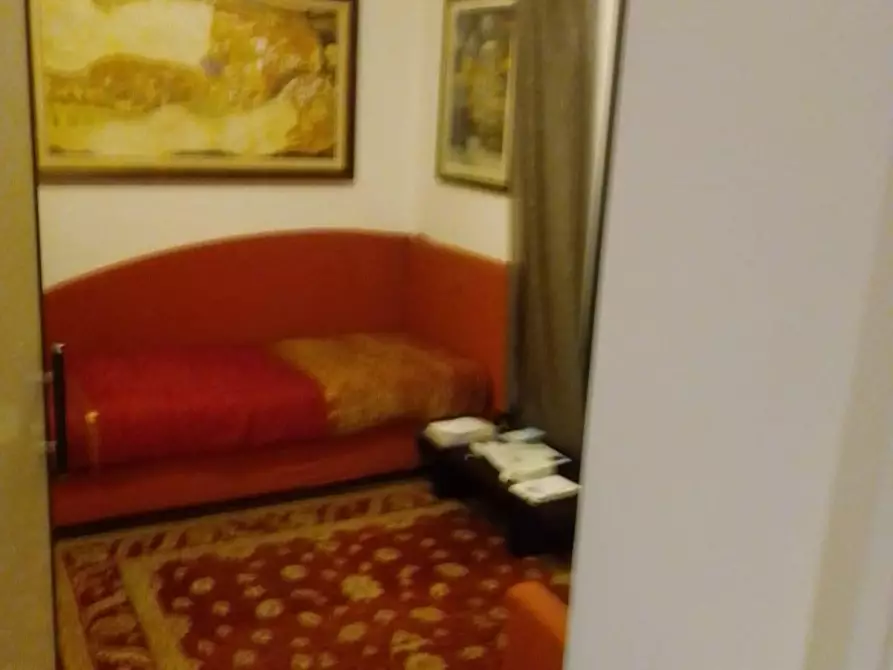 Immagine 13 di Mansarda in vendita  a Massa