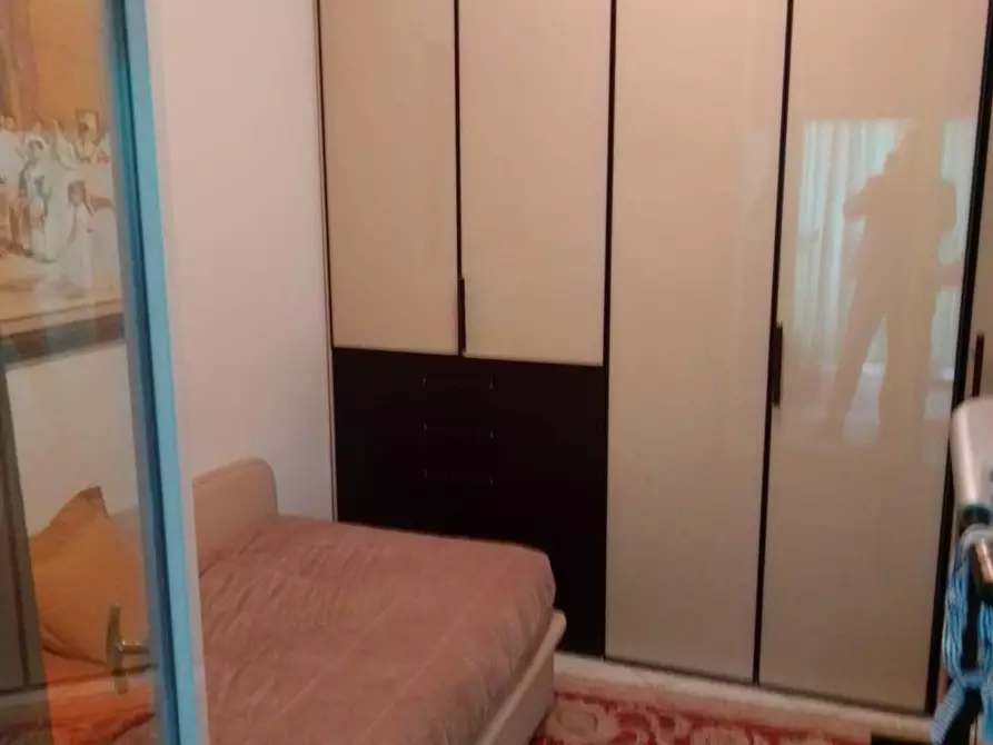 Immagine 15 di Mansarda in vendita  a Massa