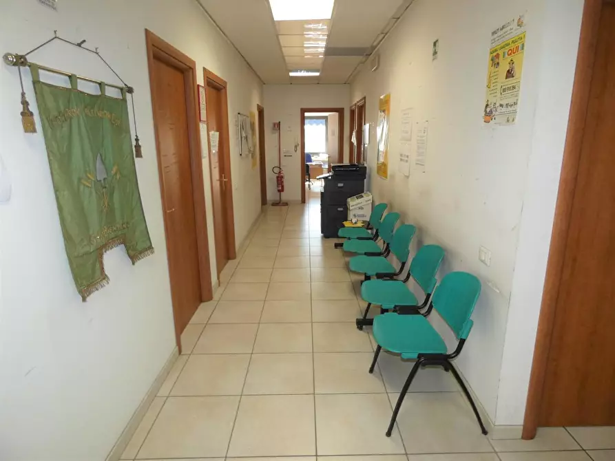 Immagine 1 di Ufficio in vendita  a Pontedera