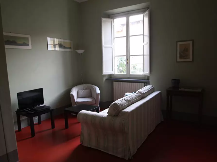 Immagine 5 di Appartamento in affitto  a Lucca