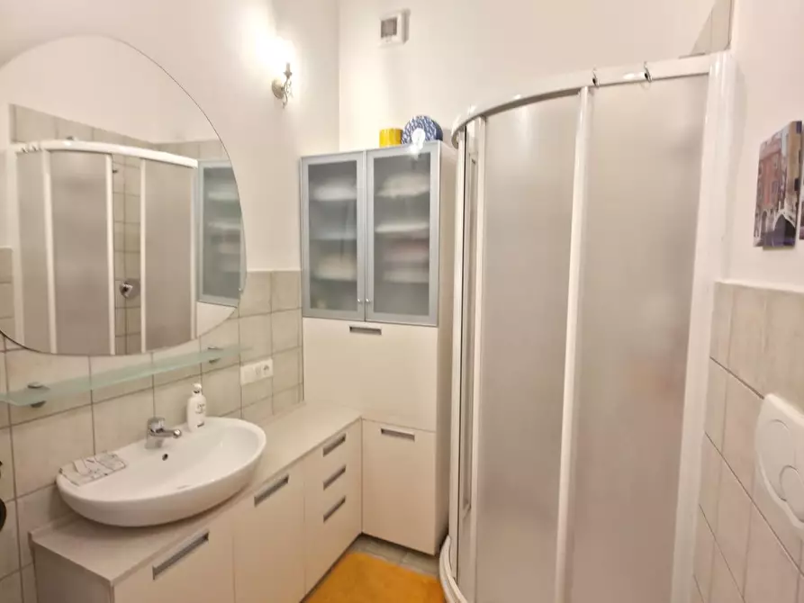 Immagine 12 di Appartamento in vendita  a Cerreto Guidi