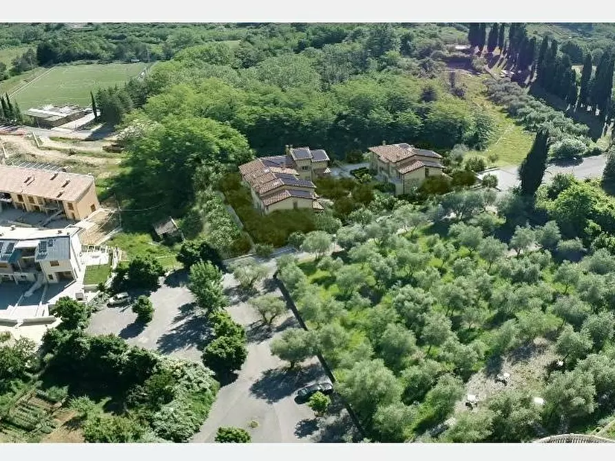 Immagine 1 di Porzione di casa in vendita  a Monteriggioni