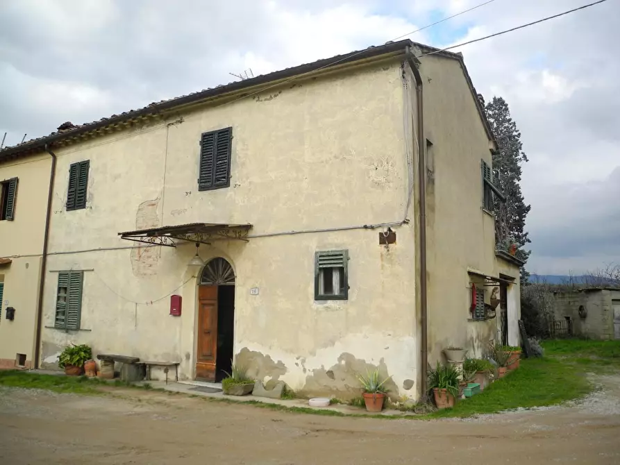 Immagine 2 di Casa colonica in vendita  a Cerreto Guidi
