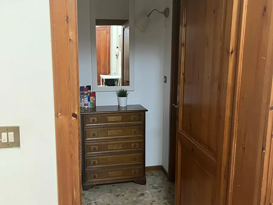 Immagine 13 di Casa semindipendente in affitto  a Cascina
